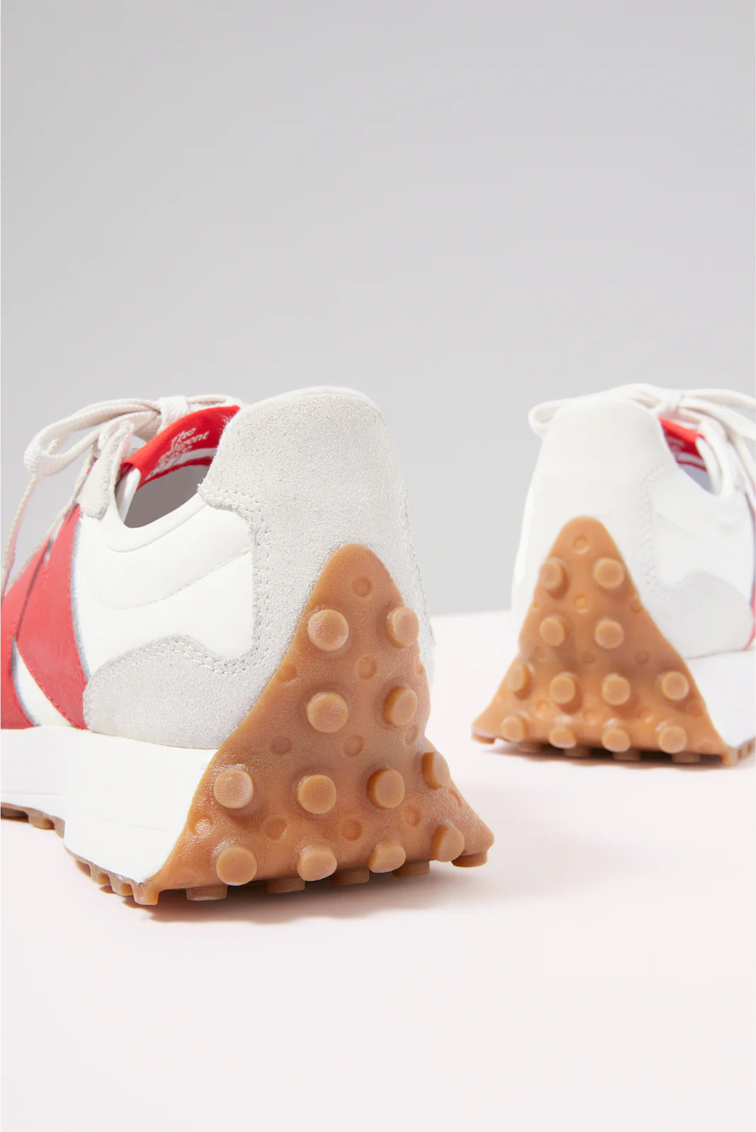 327 Sneaker - Image 3