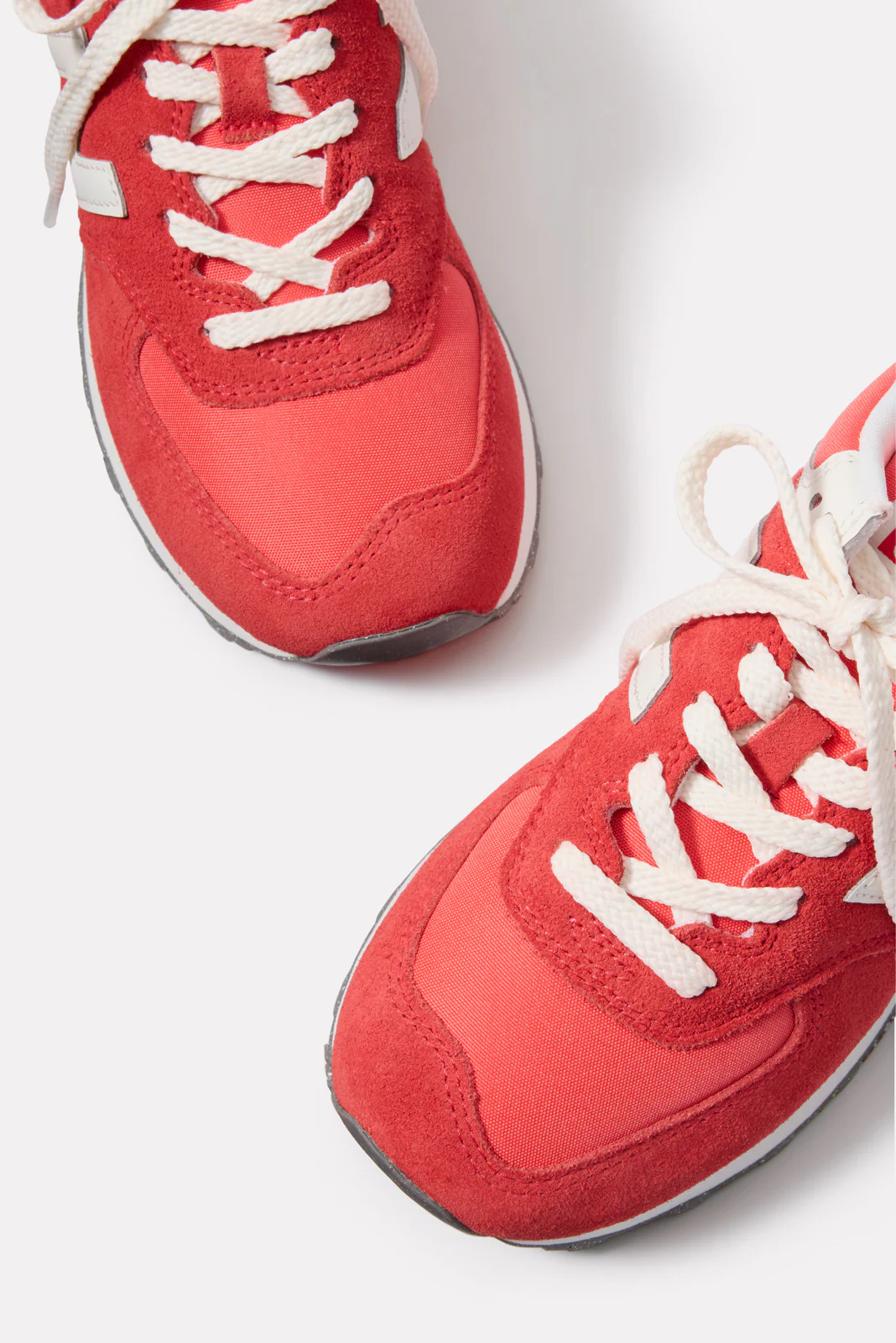 574 Sneaker - Image 2