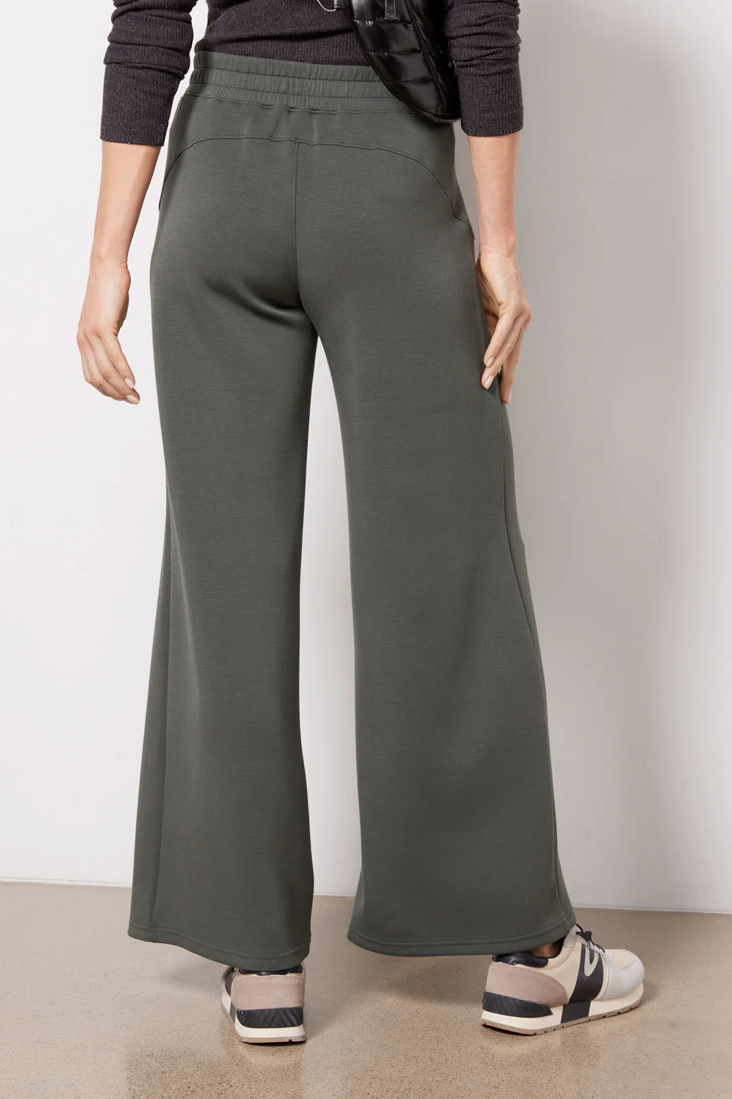 AirEssentials Wide Leg Pant - Image 8