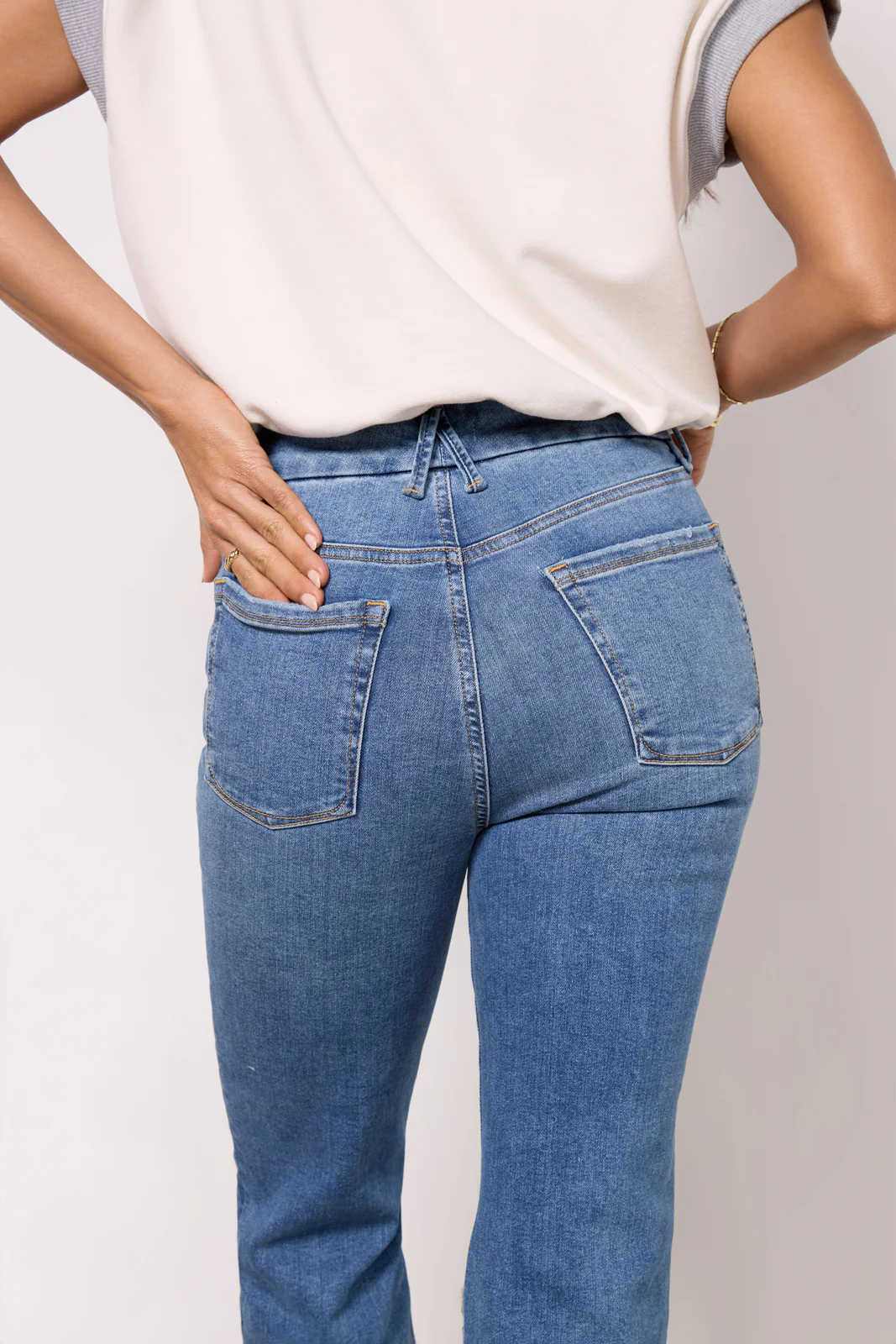 Always Fits Good Legs Straight - Image 3