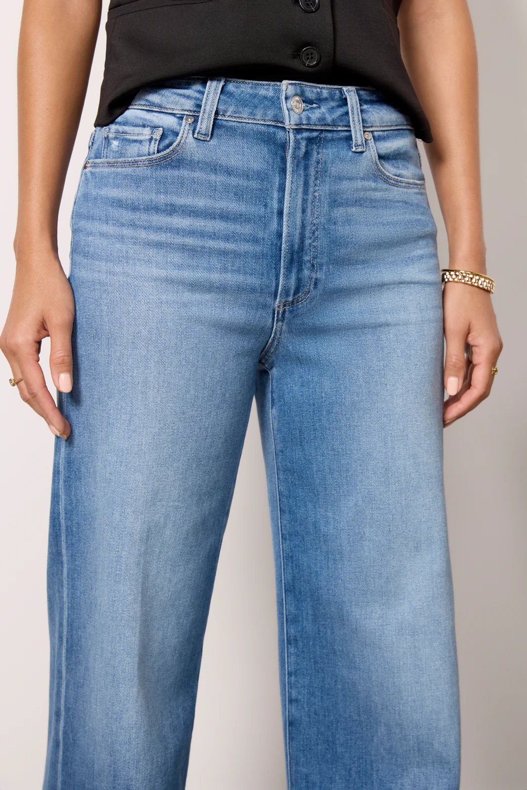 Anessa 31` w Raw Hem - Image 2