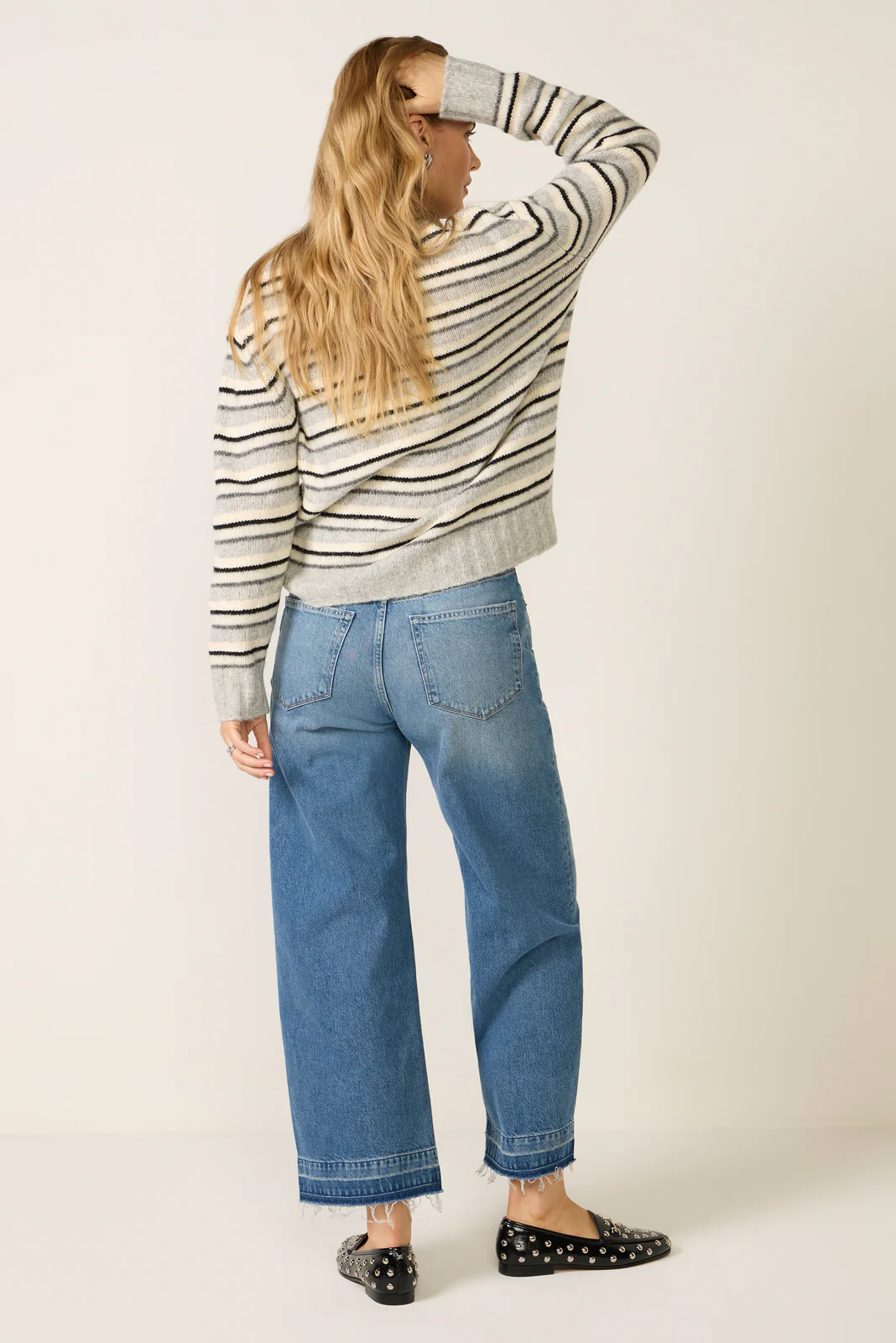 Arellia Wide Leg w Undone Hem Jean - Image 4