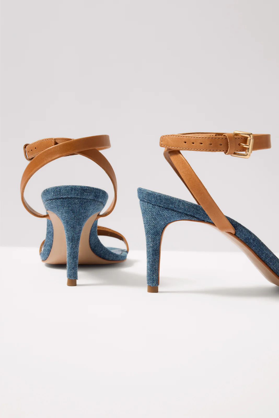 Aurora Mid Heel - Image 3
