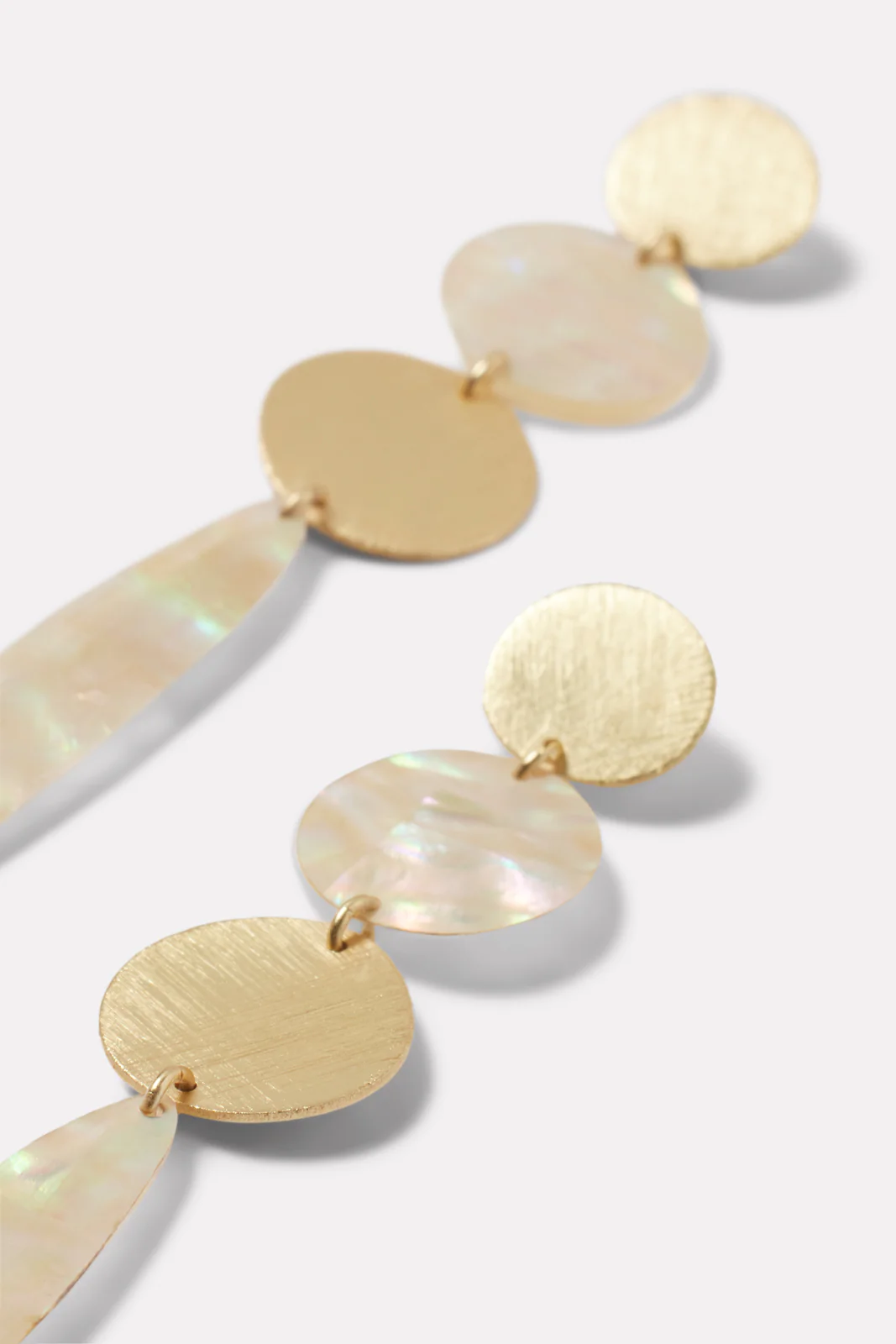 Cari Shell Geo Earring - Image 2