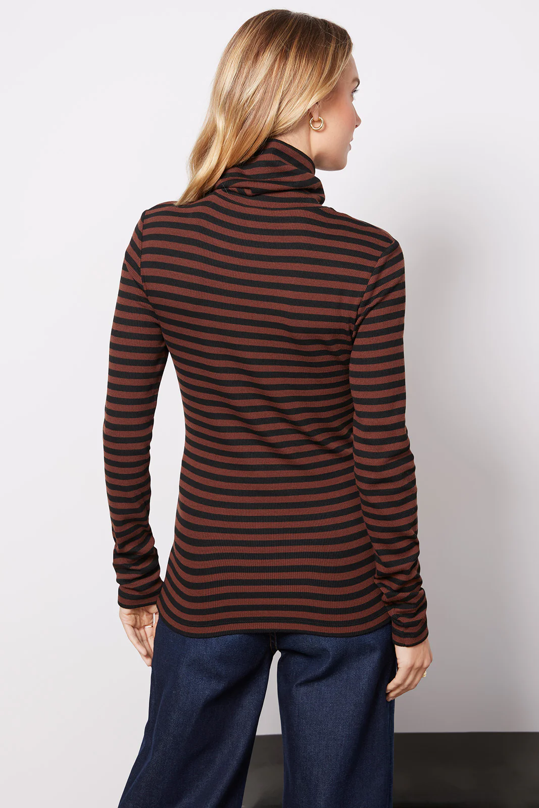 Essential Turtleneck - Image 4