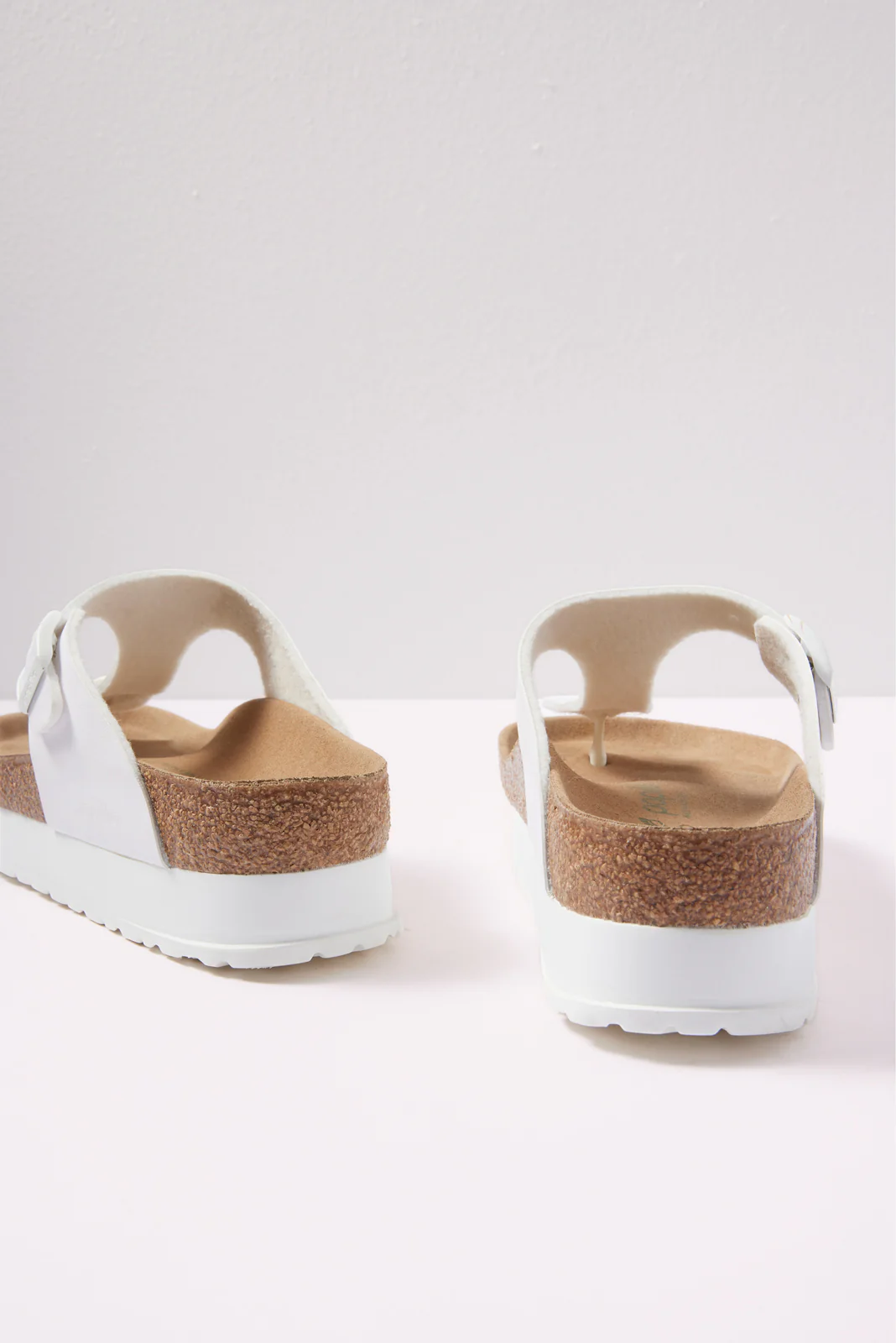 Gizeh Platform Sandal - Image 4