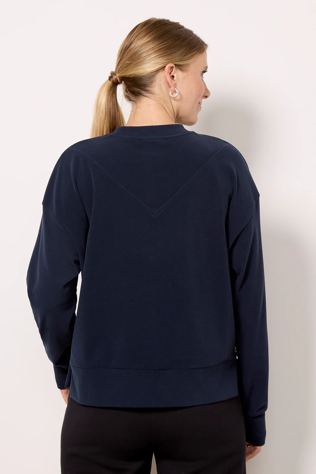 Horton Side Zip Midlayer - Image 4