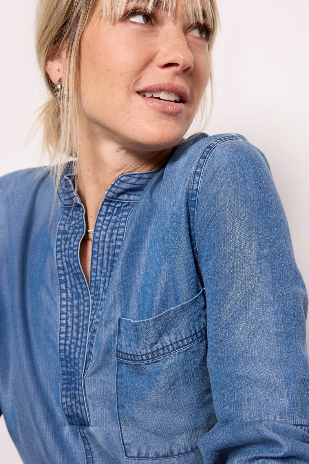 Laci Chambray Popover - Image 5