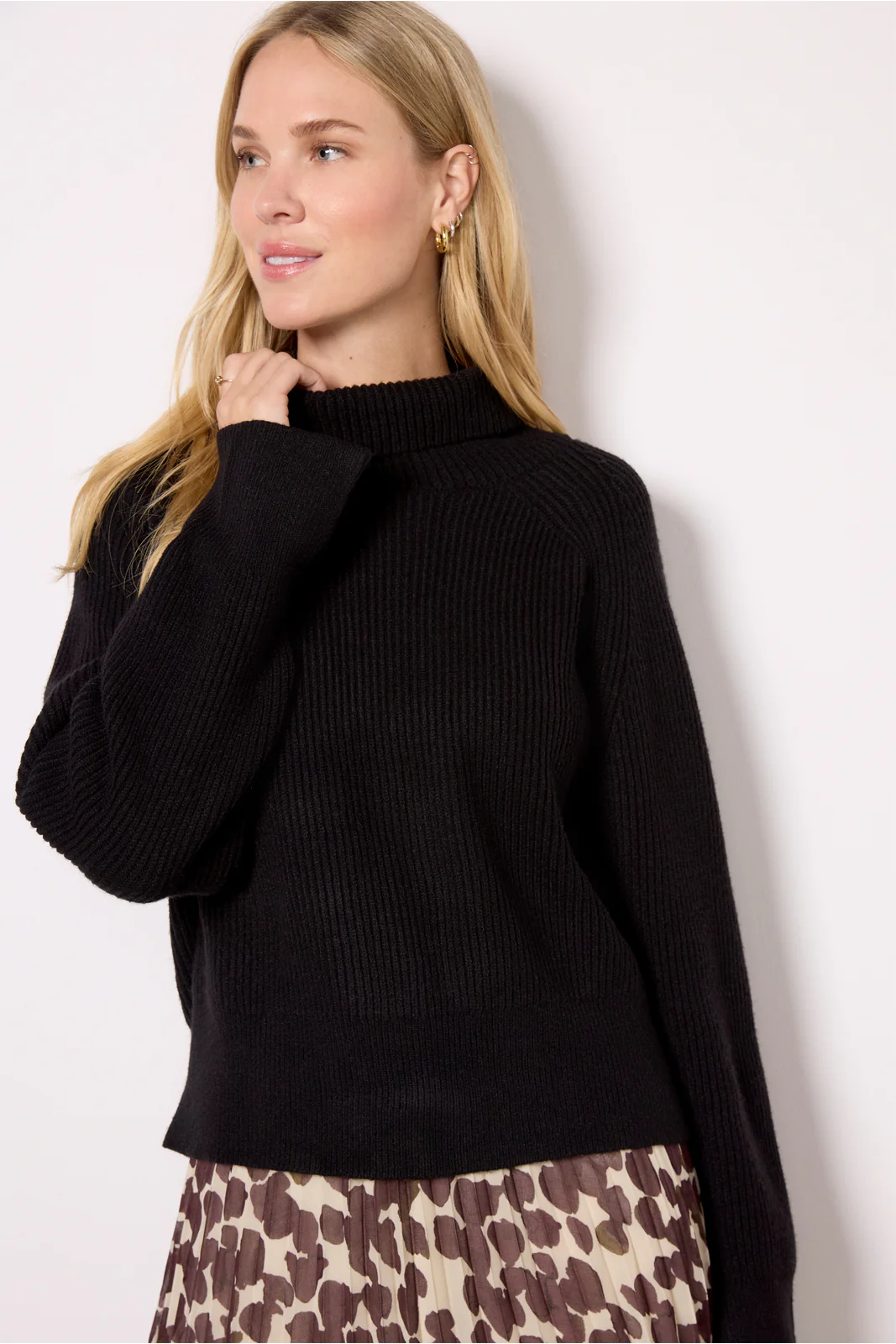 Mila Turtleneck - Image 6