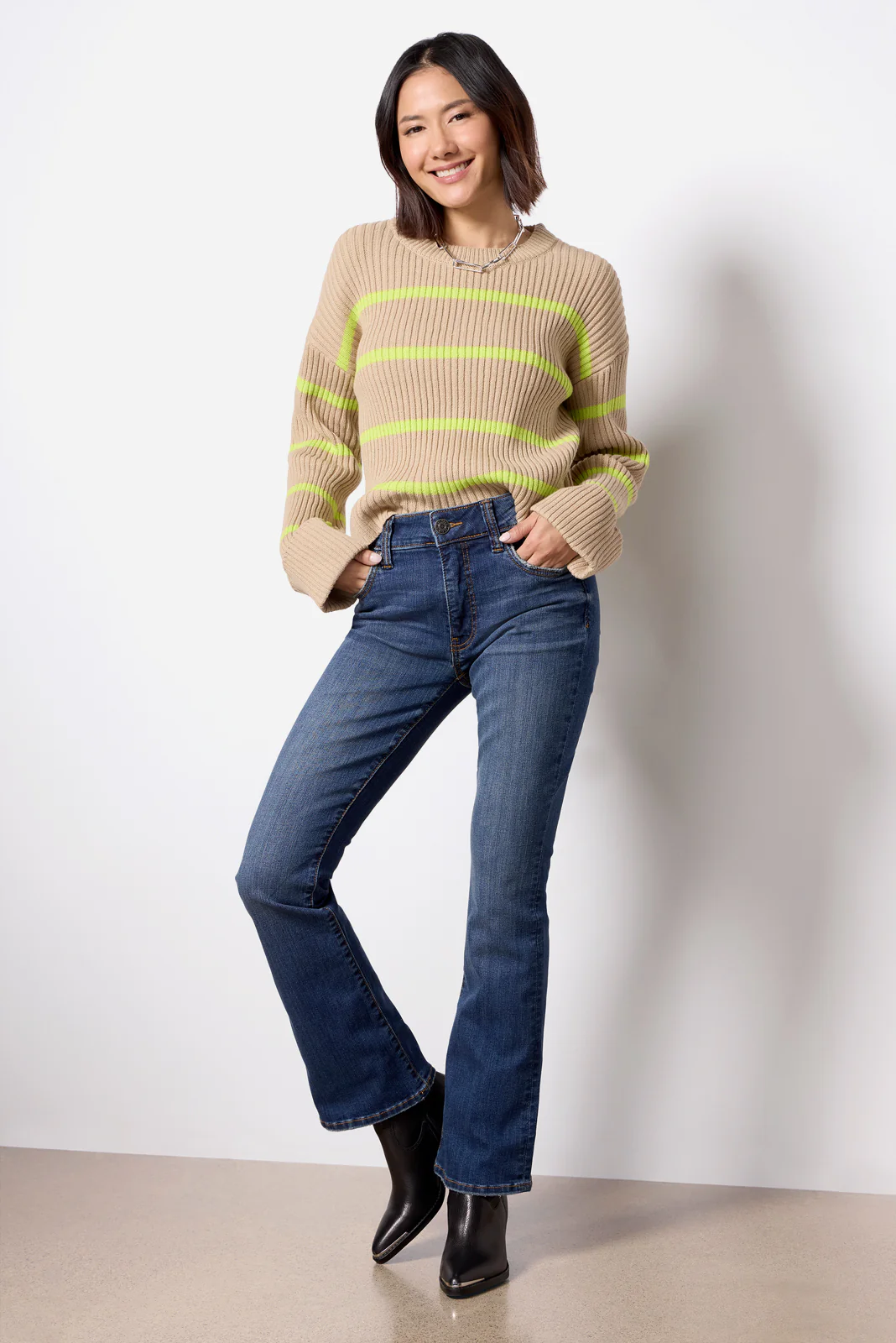Petite Natalie Bootcut - Image 6