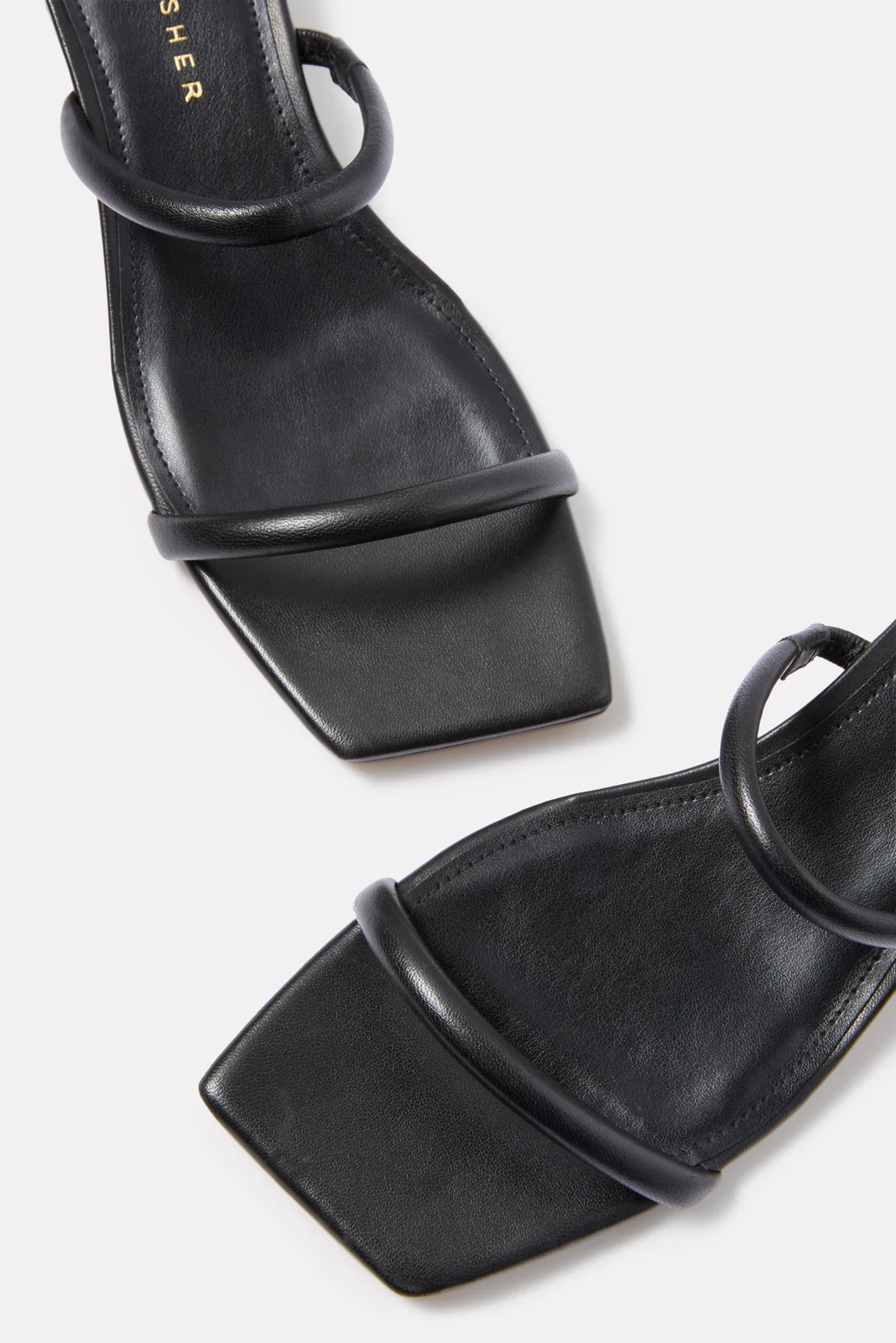Raelyn Heel - Image 3
