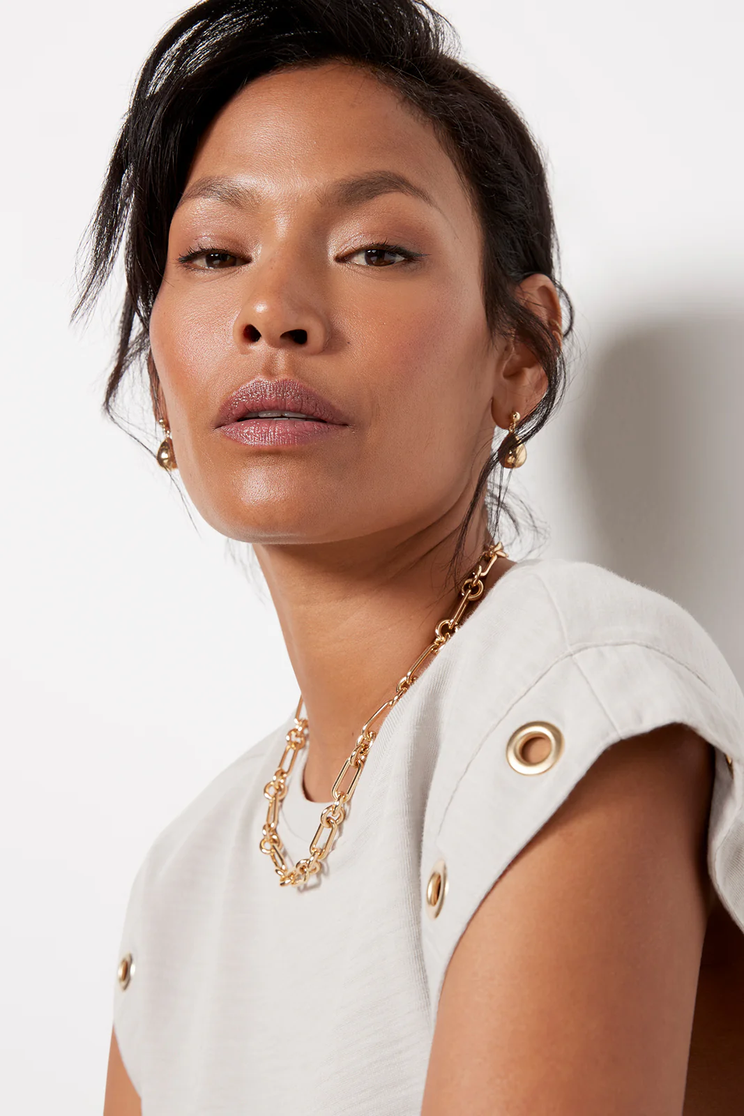 Rinna Chain Link Necklace - Image 4