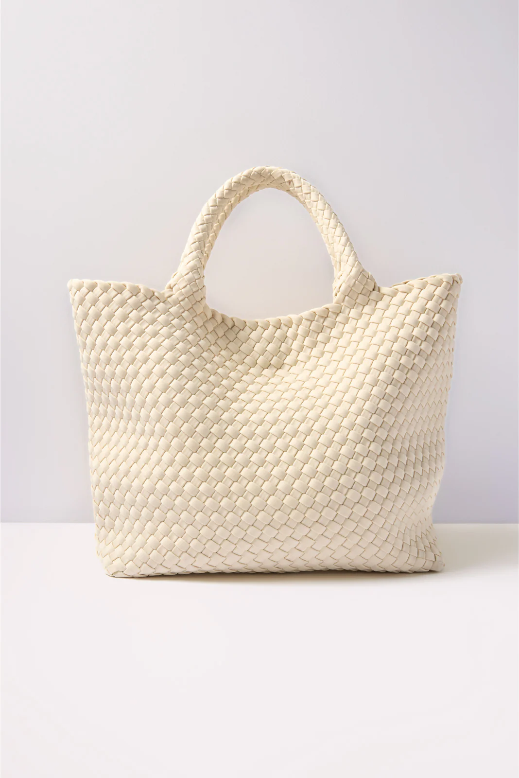 Sky`s The Limit Medium Tote