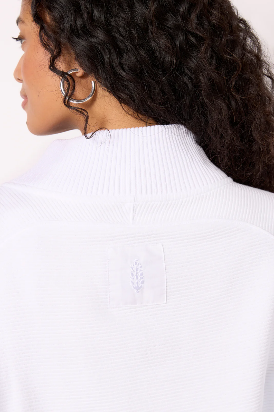 So Fly Henley - Image 5